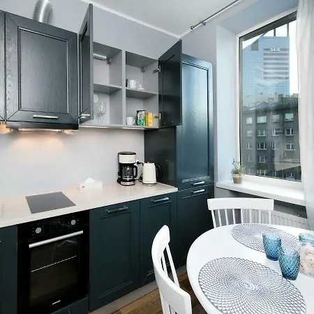 Apartman Gonsiori 7 *